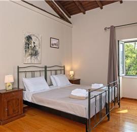 3 bedroom villa with heated pool in Kassiopi, Corfu, sleeps 6